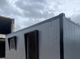 Loft Compacto em Container em Itajaí - 6m²