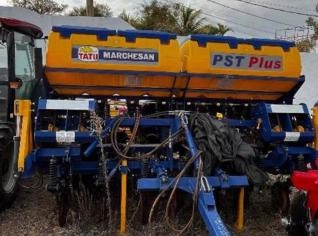 Plantadeira Tatu Marchesan PST Plus