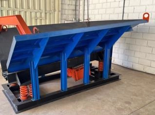 Alimentador Vibratório 2700×700