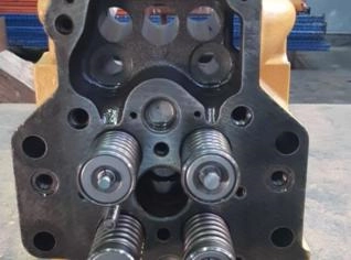 Cabeçotes Caterpillar 3516 em Excelente Estado