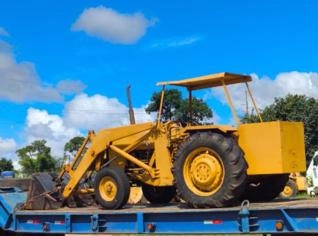 Pá Carregadeira Pula Pula Massey Ferguson 1986