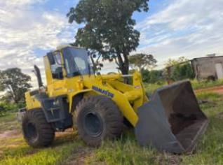 Pá Carregadeira Komatsu WA 320 em Campo Grande