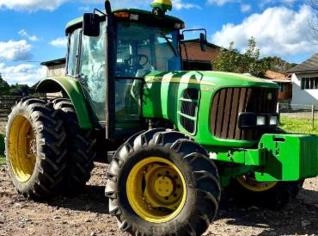 Trator John Deere 6130 J (2017) - SC