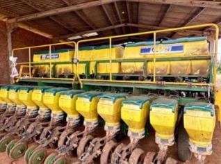 Plantadeira Tatu COP CE 2012 - 13 Linhas