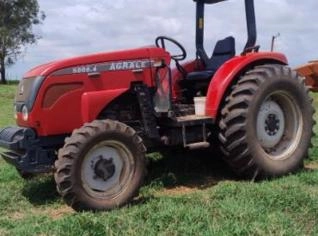 Trator Agrale 5065.4 2010 - 65 cv - 4x4