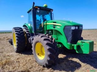 Trator John Deere 7230j à venda
