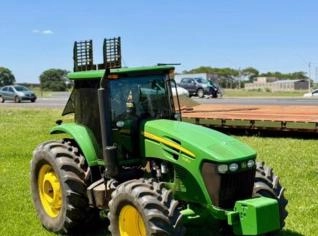Trator John Deere 7225J 2016 com Pneus Novos