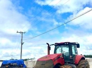 Trator Case IH Magnum 340 2018