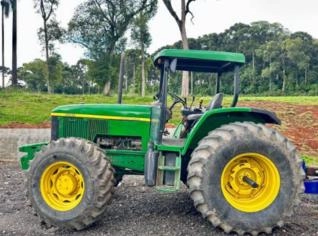 Trator John Deere 7505 - R$117.000,00