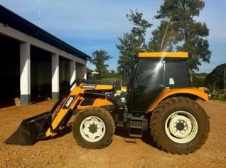 Trator Valtra A800R - 1.862 Horas - SP