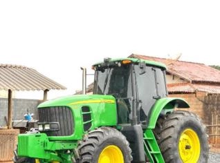 Trator John Deere 6170J - 170 CV - Minas Gerais