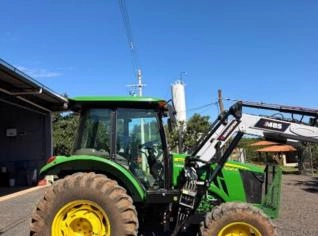 Trator John Deere 5090E - 2023 - Apenas 941 horas