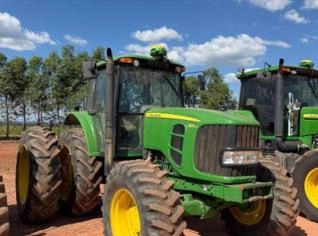 Trator John Deere 6150J - 150 cv - Ano: 2023