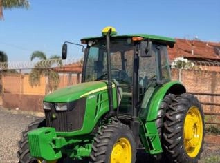 Trator John Deere 5090E - REVERSOR 12X12