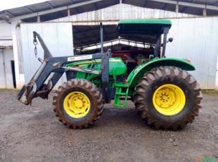Trator John Deere 5090E - 2020 - 1.749 Horas