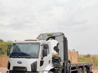 Caminhão Ford Cargo 2429 2014 Munck