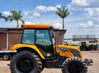 Trator Valtra A850 2017 com Cabine - MG