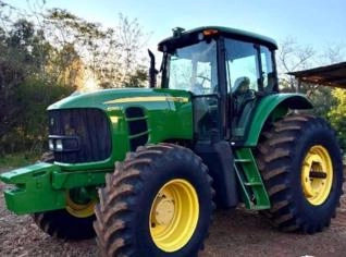 Trator John Deere 6180j - 3.667 Horas