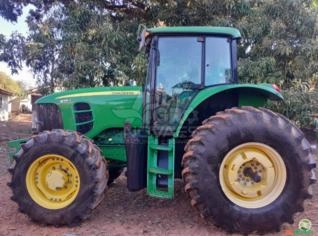 Trator John Deere 6165J à venda