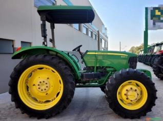 Trator John Deere 5065E 4x4 (65cv) - 2018