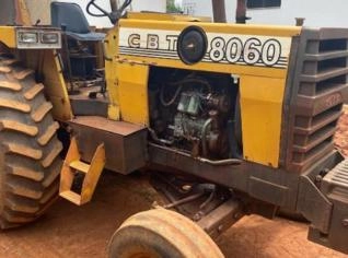 Trator CBT 8060 4x2 (110cv) em Goiânia