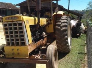 Trator CBT 1105 4x2 - 1976 - R$ 35.000,00