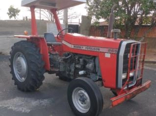 Massey Ferguson 265 4x2 - Trator em Jaboticabal SP