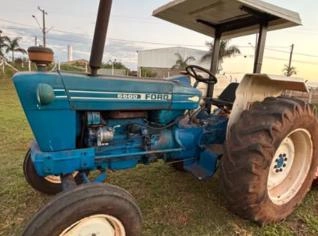 Trator Ford 6600 4x2 - Bastos, SP