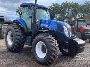 Trator NEW HOLLAND T7-205 2013
