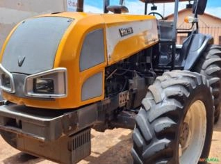 Trator Valtra BM 125 em Miguelópolis - SP