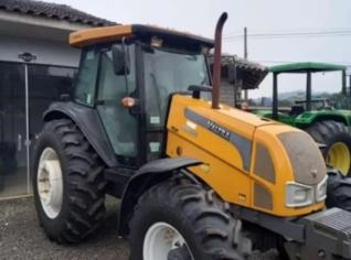 Trator Valtra BM 100 Semi Novo à Venda