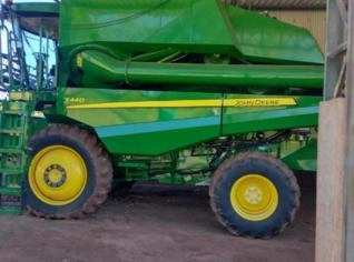 Colheitadeira John Deere S440 - 25 pés - Ano 2020