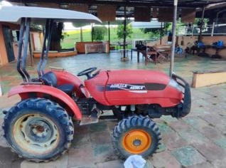 Trator Agrale Force 4.30 4x4 em Excelente Estado