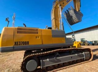 Escavadeira Hidráulica XCMG XE370BR 2023 em Cuiabá
