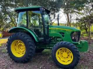 Trator John Deere 5078E 2019 - Excelente Estado