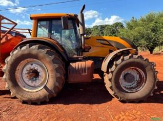 Trator Valtra BH224 Hitech 4x4 - 2022