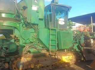 Colhedora de Cana John Deere 2011