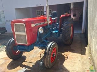 Trator Malves 1976 Conservado e Pronto para Uso