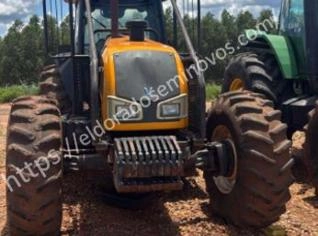Trator Valtra BH 180 - Pneu Grande em MS