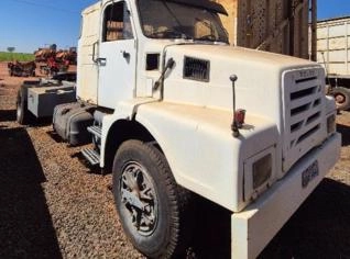Caminhão Volvo N10H 1985 - Durável e Potente