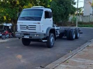 Caminhão VW Worker 31 260 6X4 - Impecável