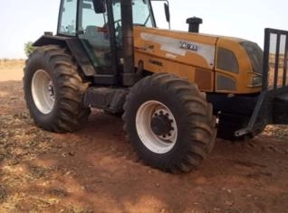 Trator Valtra BH185I 4x4 2010 - 190 CV