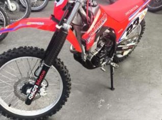 Moto CRF 250 F 2025 - Único Dono, Uso 50h