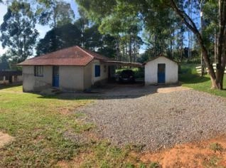 Sítio em Baependi - Porteira Fechada