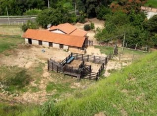 Fazenda com 4,96 Hectares em Serra Negra - SP