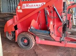 Vagão Forrageiro - Misturador 2m³ em Guarantã - SP