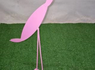 Garça Rosa Artesanal em Metal