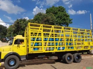 Caminhão 1113 em Excelente Estado - Itaporanga, SP