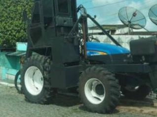 Pá Carregadeira TS 6000 - Forte e Confiável