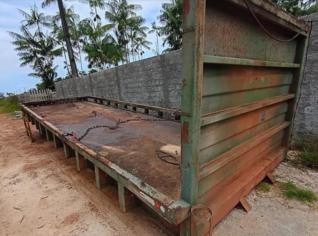 Carroceria Reforçada 8x4m - Suporta 10 Toneladas